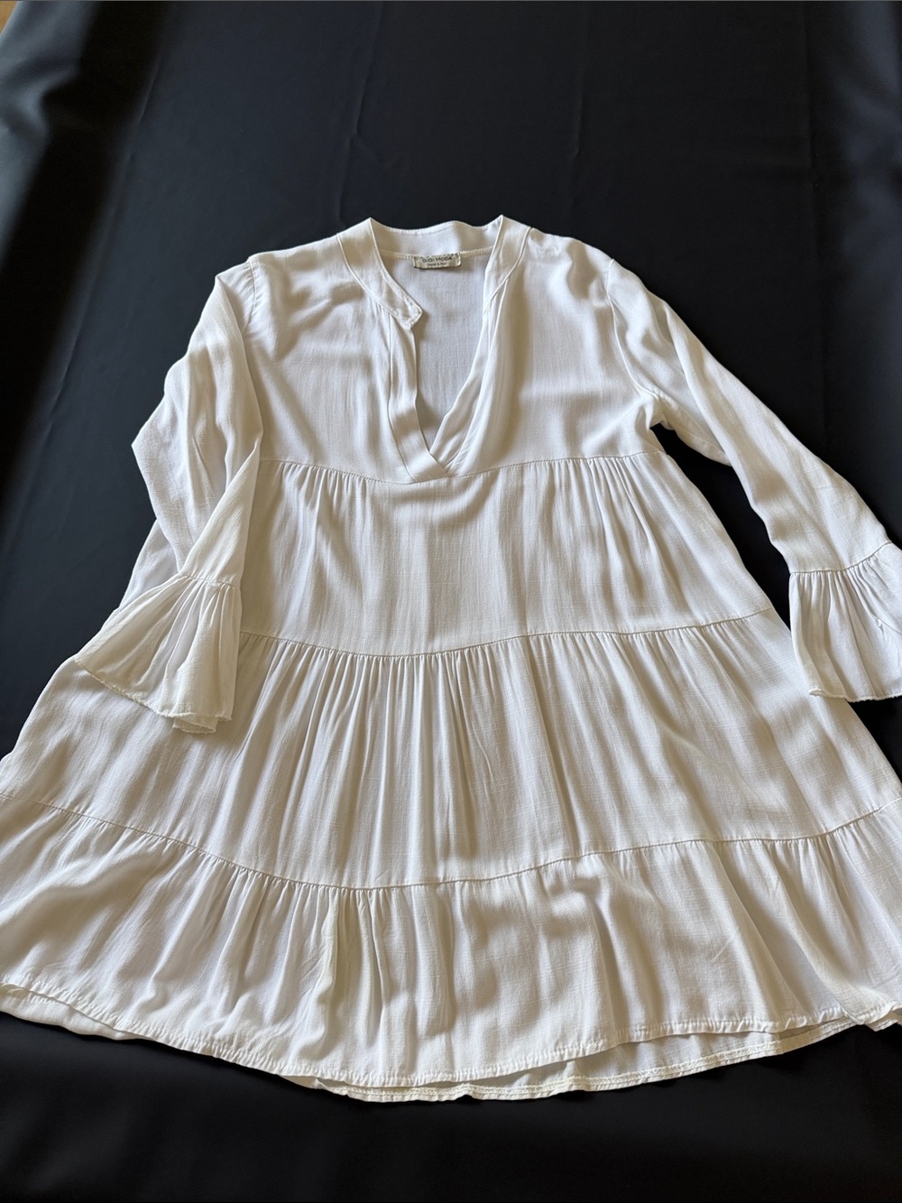 Women’s GIGI MODA White Tiered V-Neck Dress